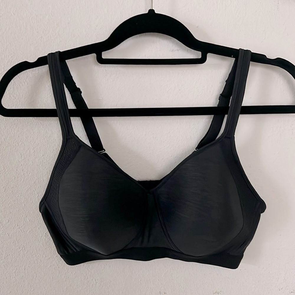 Hanes Wireless Bra